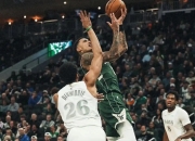 欧文三巨头联手，雄鹿得分突破，狂砍50分冲击季后赛！