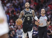 西亚卡姆惊艳全场，雄鹿助攻爆棚，冲击季后赛逆转取胜！的简单介绍