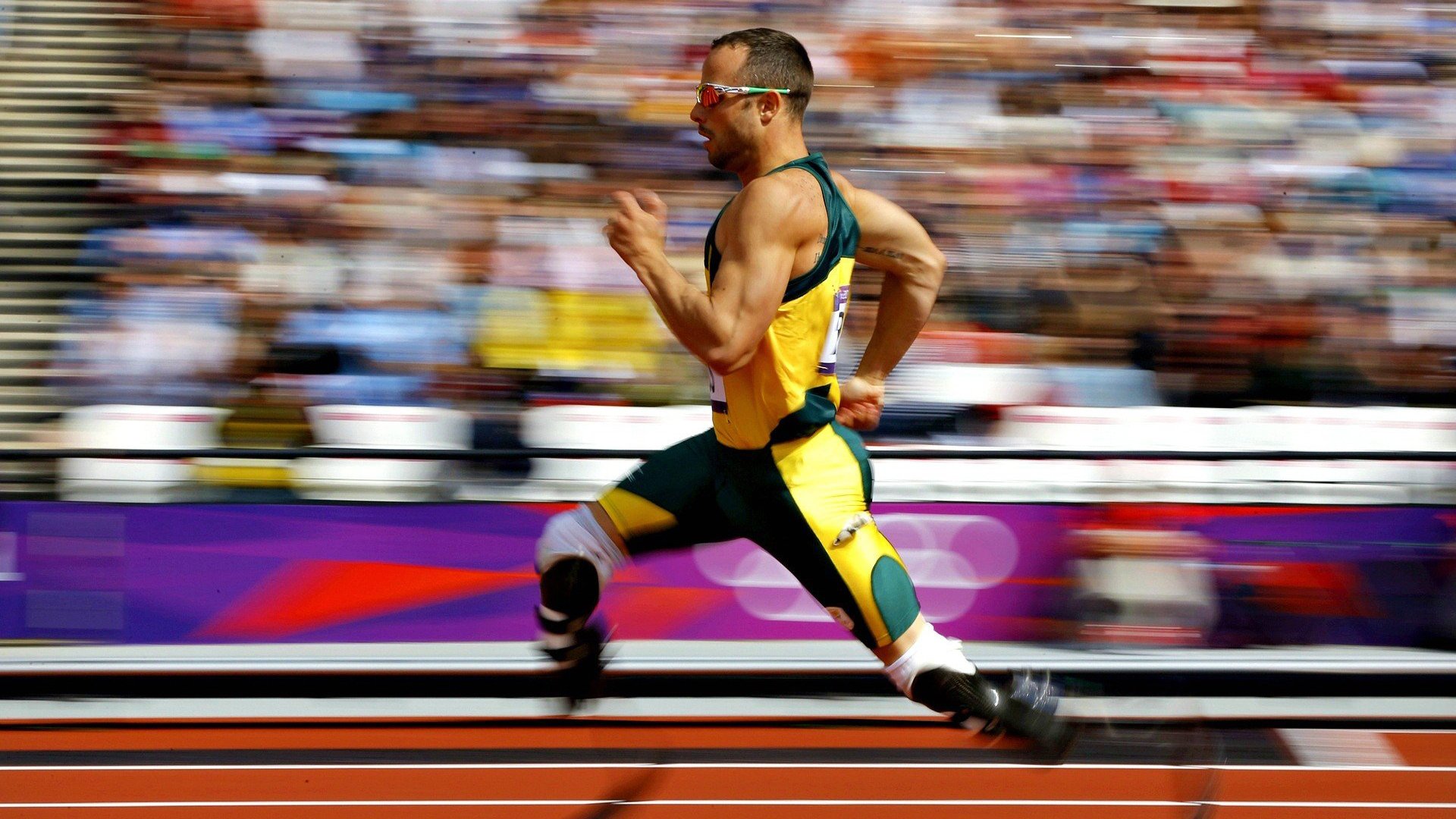 JackeyLove连续二十场比赛得分超过最后时刻胜出，法国队不断突破！赢得满堂喝彩